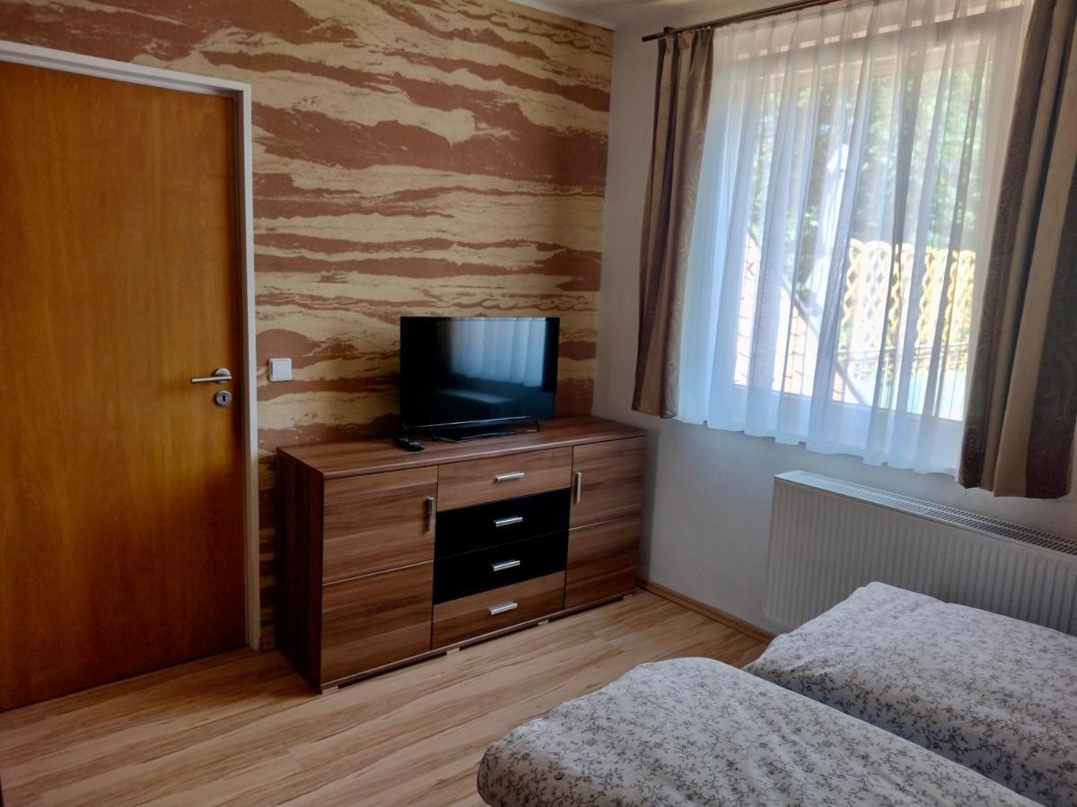Ferienwohnung An Der Murg 바이에르스브론 외부 사진
